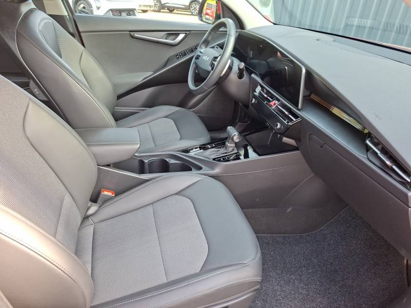 Kia Niro - Photo 12