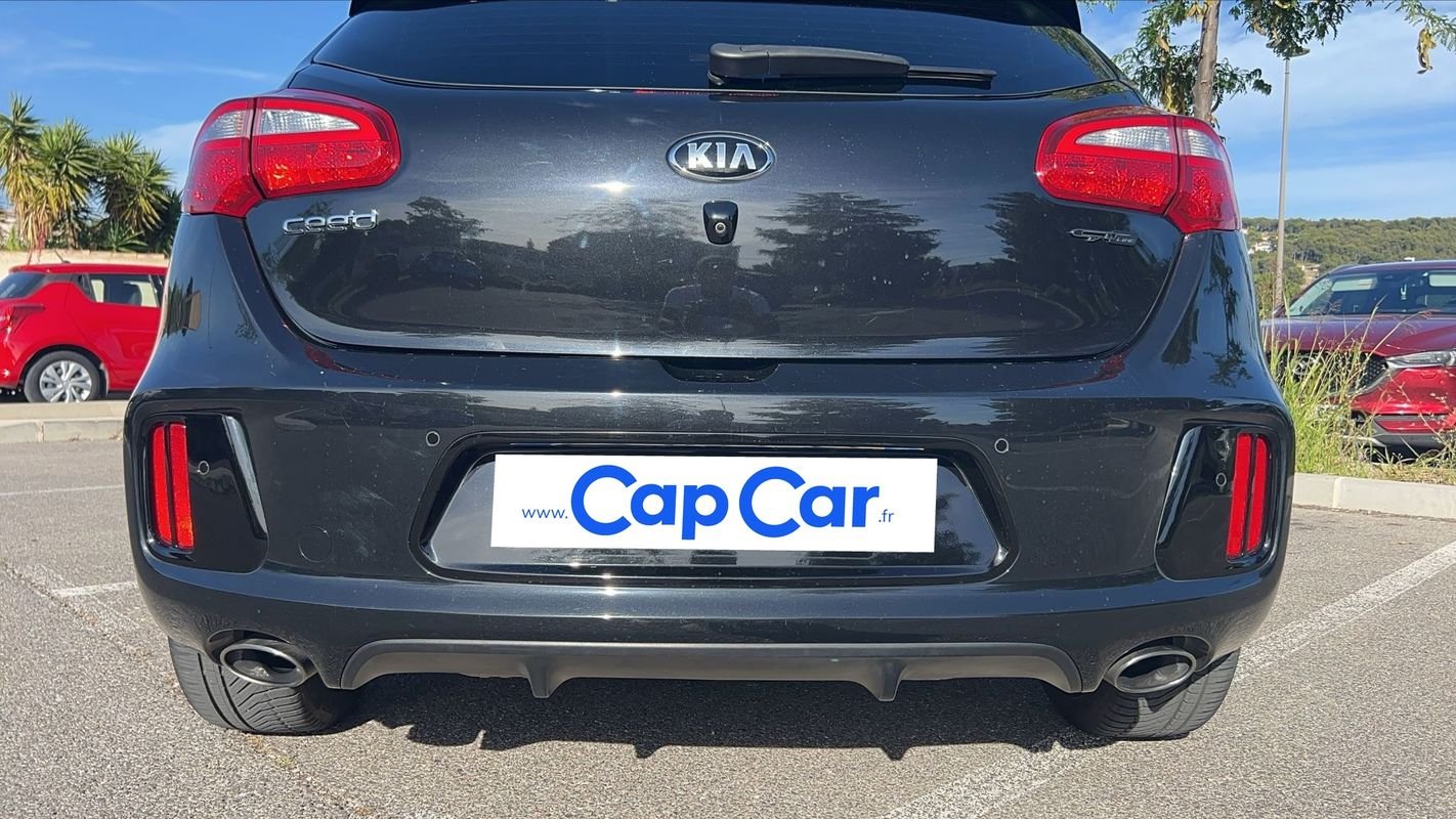 Kia CEED - Photo 21