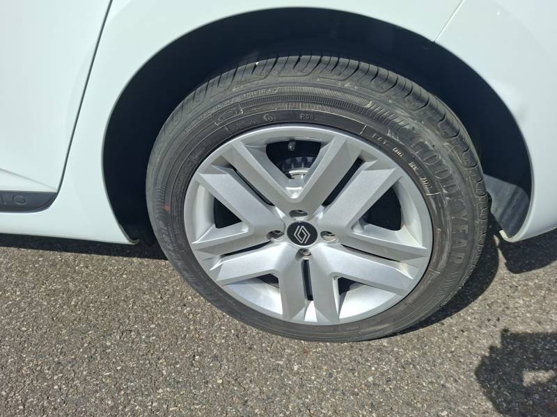 Renault Clio - Photo 15