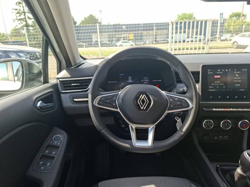 Renault Clio - Photo 23