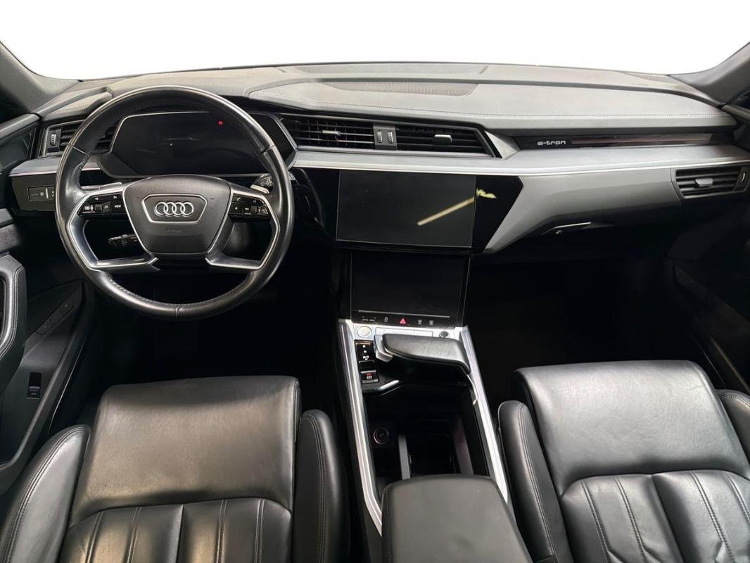 Audi e-tron - Photo 8