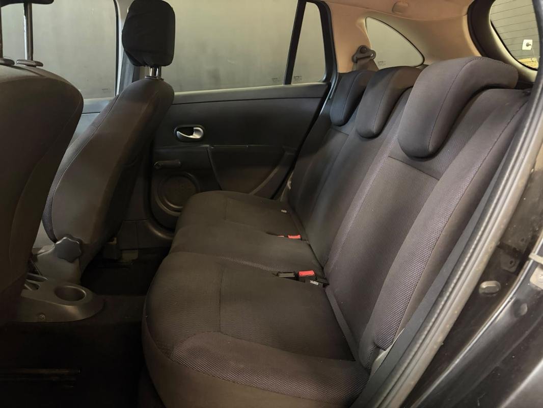 Renault Clio Estate - Photo 11