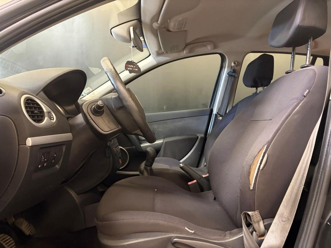 Renault Clio Estate - Photo 9