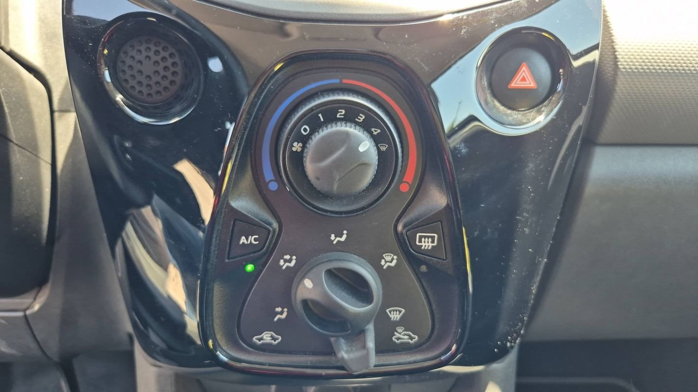 Peugeot 108 - Photo 13
