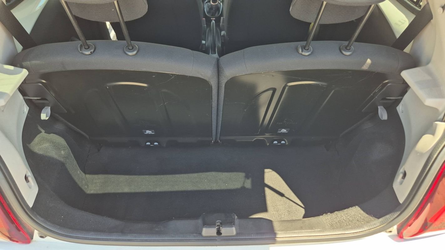 Peugeot 108 - Photo 14