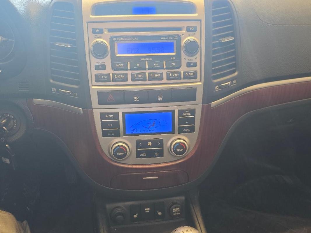 Hyundai Santa Fe - Photo 18
