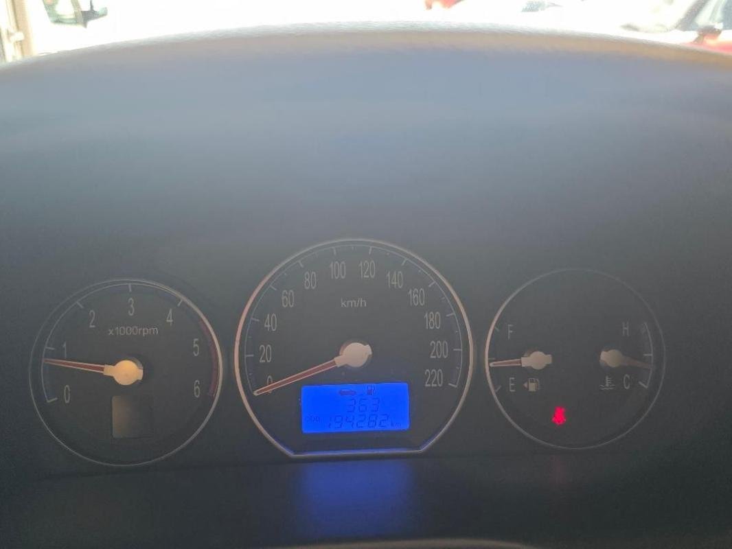 Hyundai Santa Fe - Photo 20