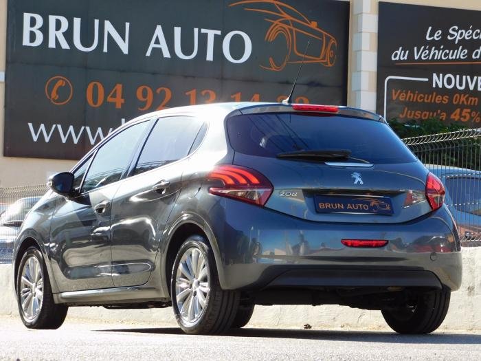 Peugeot 208 - Photo 7