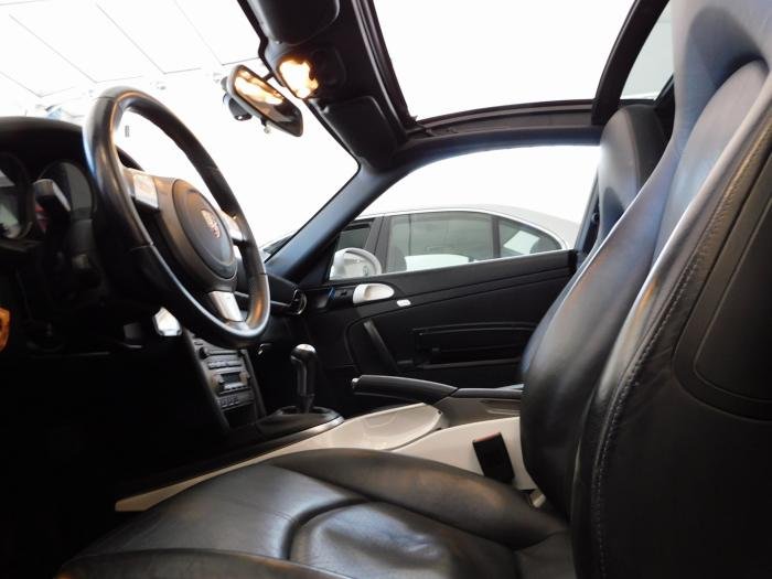 Porsche 911 - Photo 16