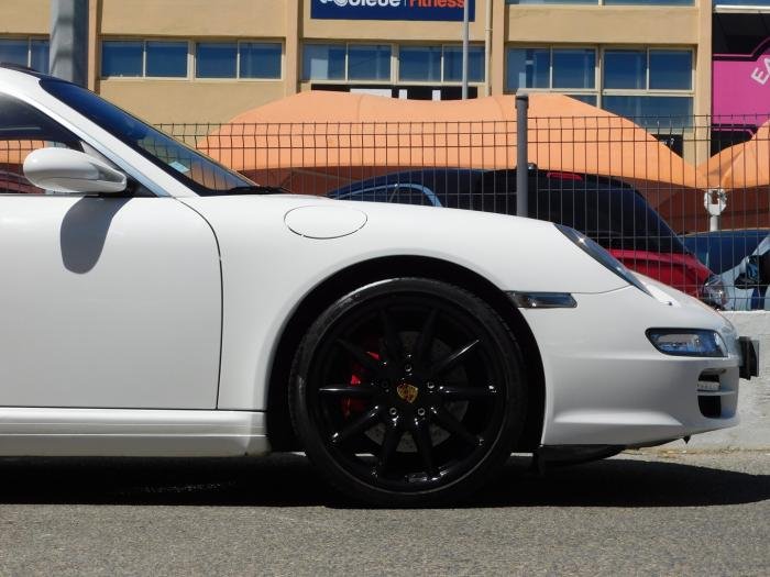 Porsche 911 - Photo 4