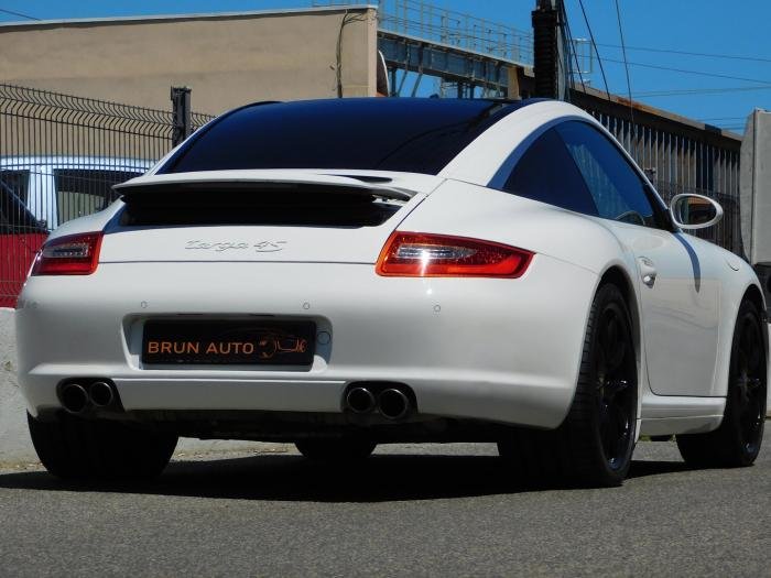 Porsche 911 - Photo 6