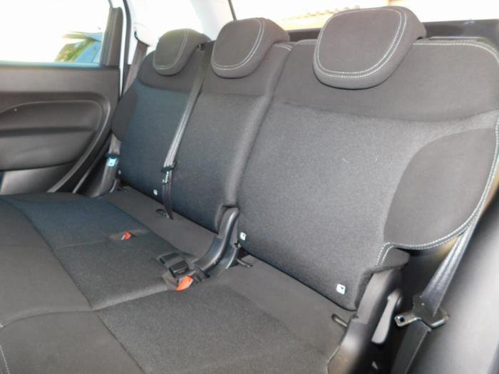 Fiat 500L - Photo 18