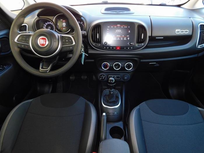 Fiat 500L - Photo 19