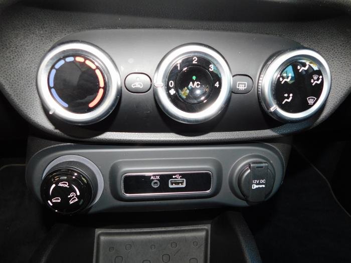 Fiat 500L - Photo 20