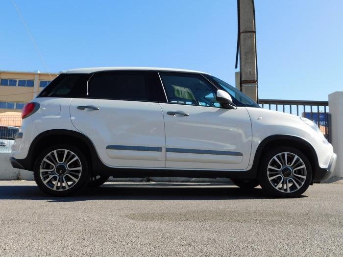Fiat 500L - Photo 4