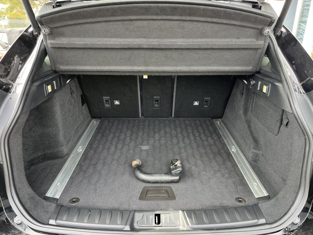 Jaguar F-Pace - Photo 11