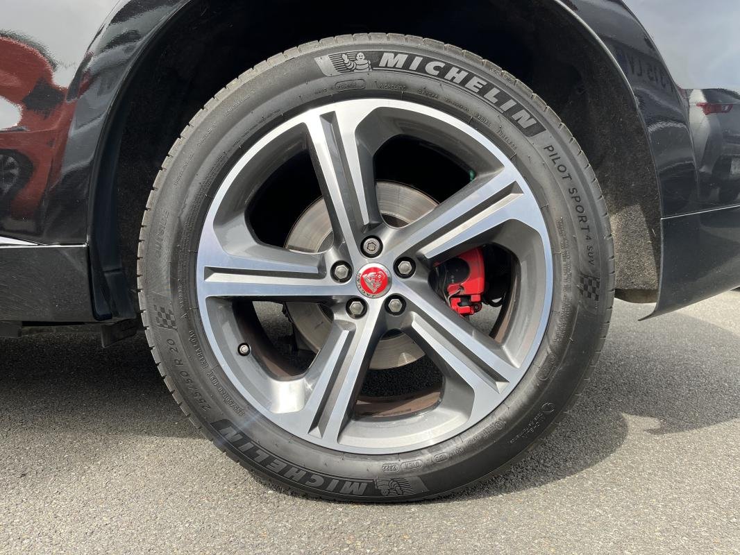 Jaguar F-Pace - Photo 23
