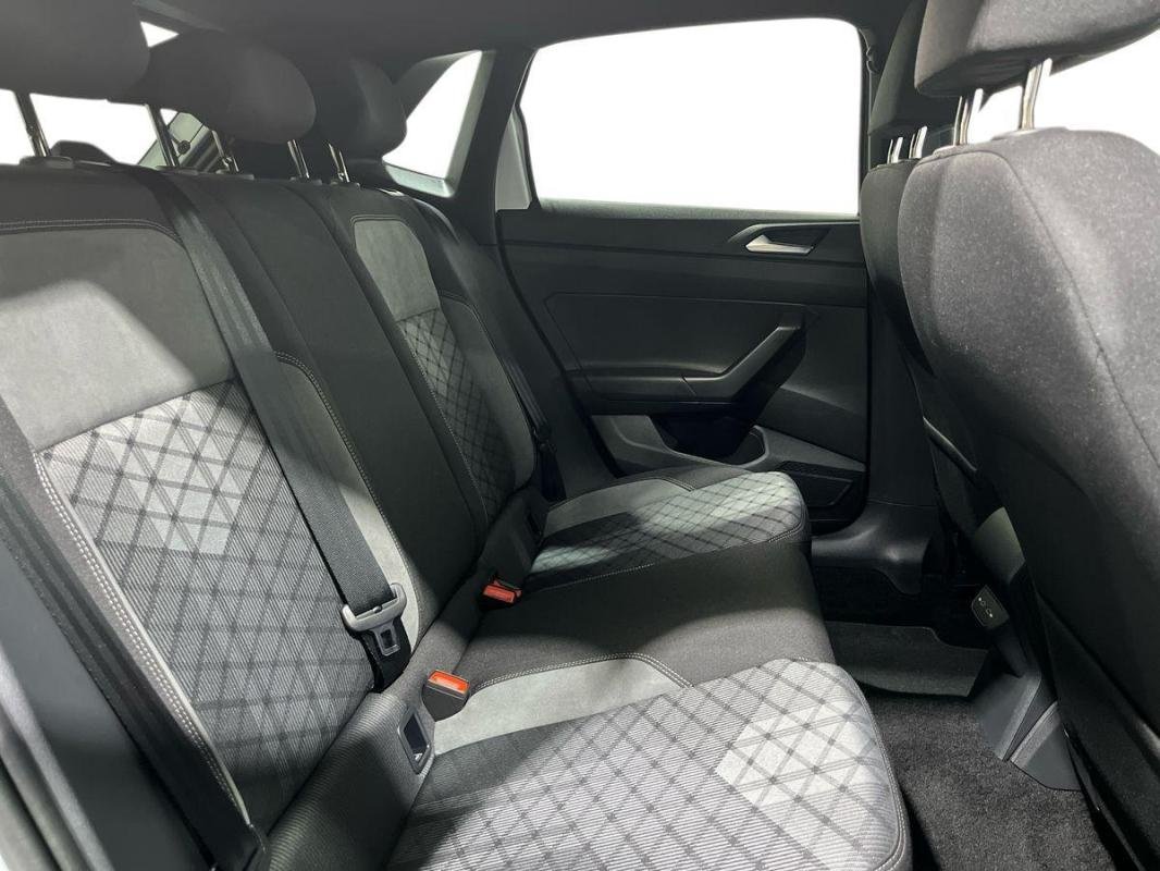 Volkswagen Polo - Photo 23