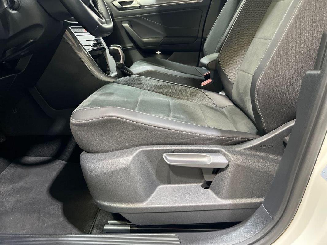 Volkswagen T-Roc - Photo 14