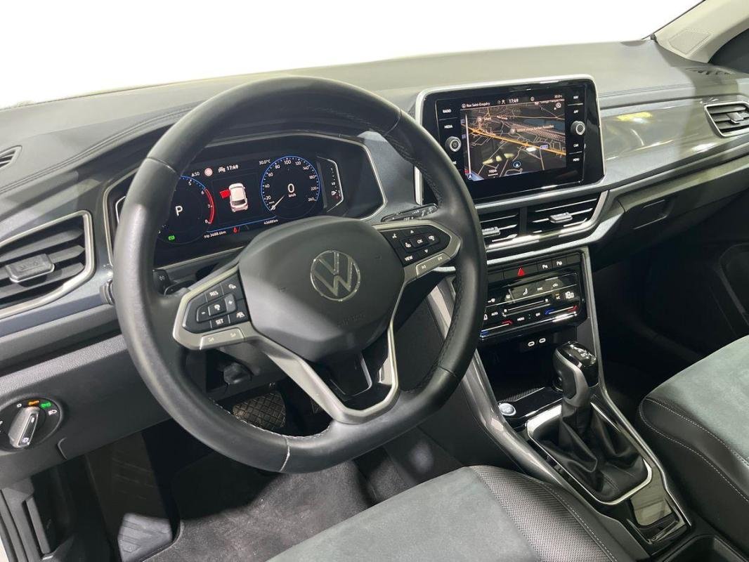 Volkswagen T-Roc - Photo 9