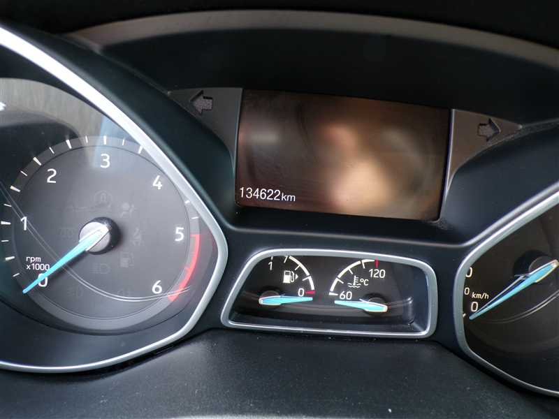 Ford C-Max - Photo 11