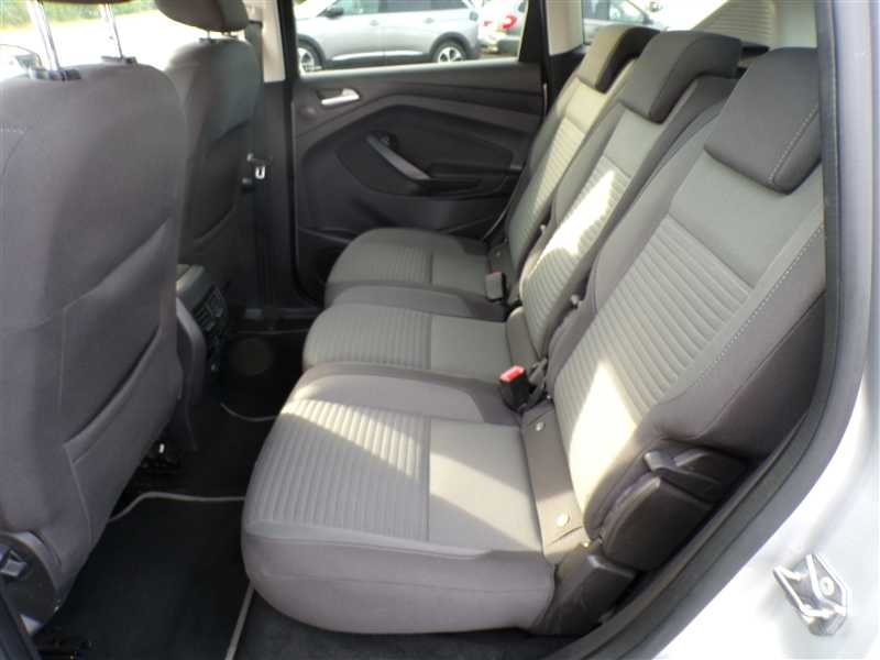Ford C-Max - Photo 16