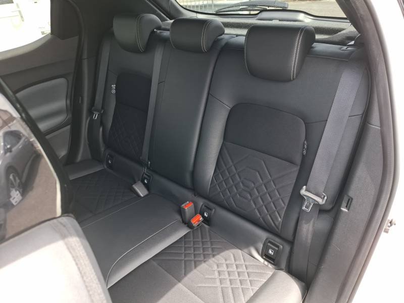 Nissan Juke - Photo 25