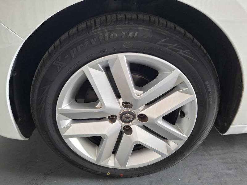 Renault Clio - Photo 32
