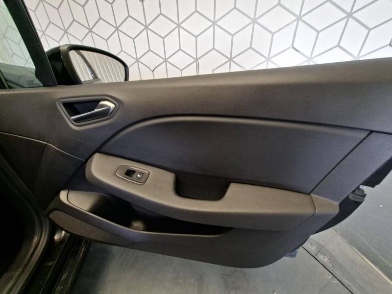 Renault Clio - Photo 37