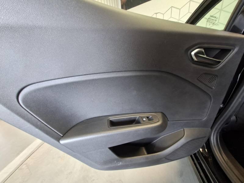 Renault Clio - Photo 38
