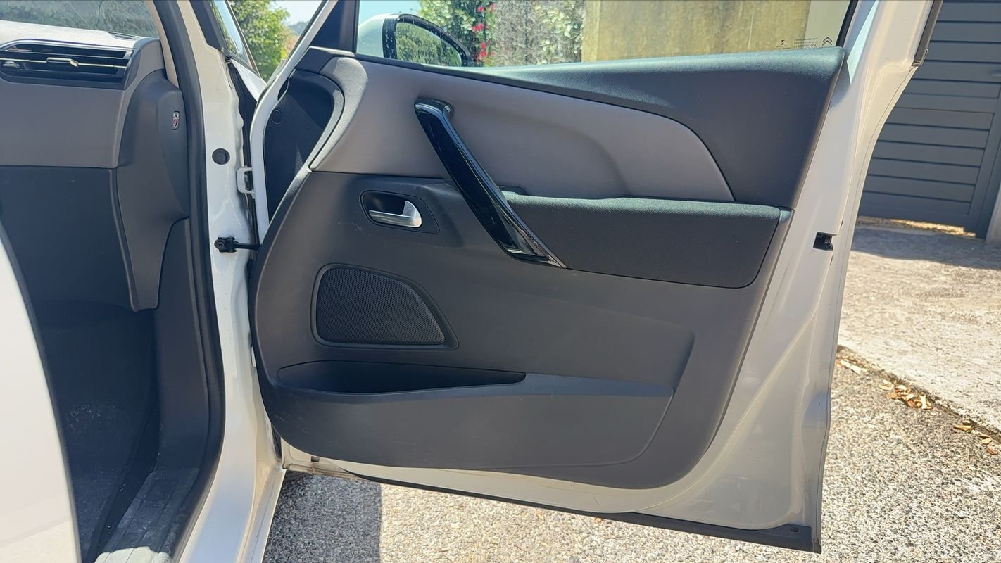 Citroën C4 Picasso - Photo 22