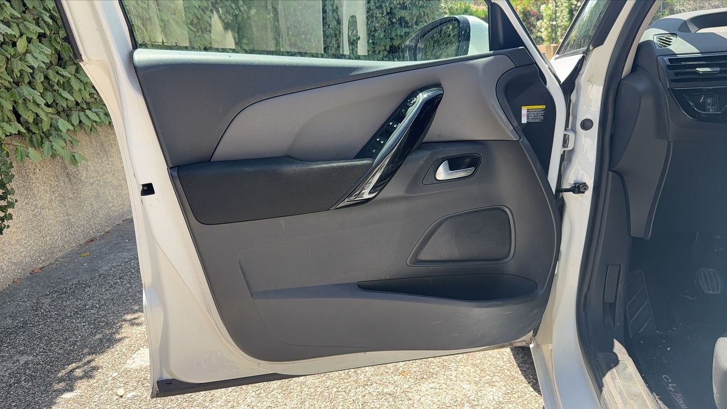 Citroën C4 Picasso - Photo 7