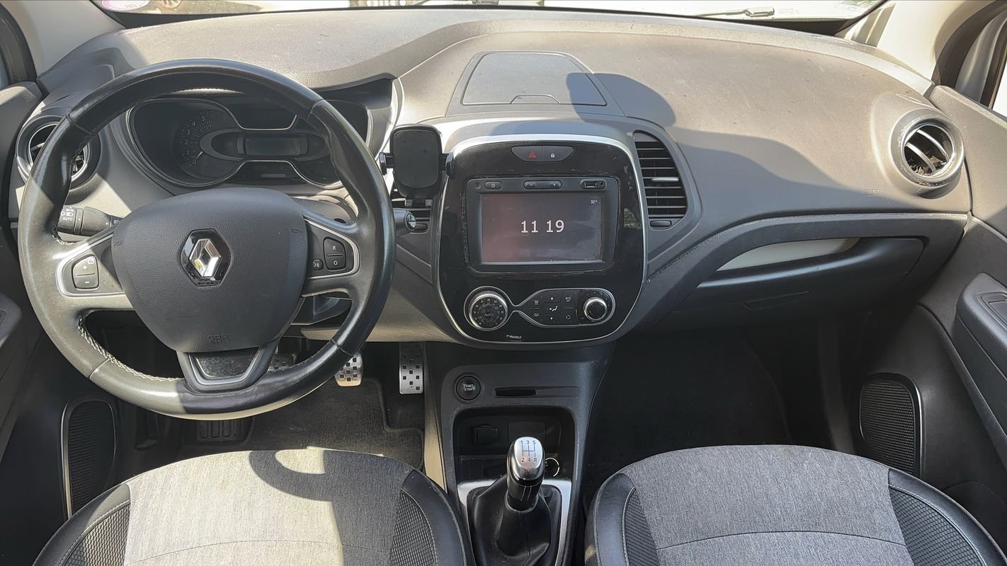 Renault Captur - Photo 11