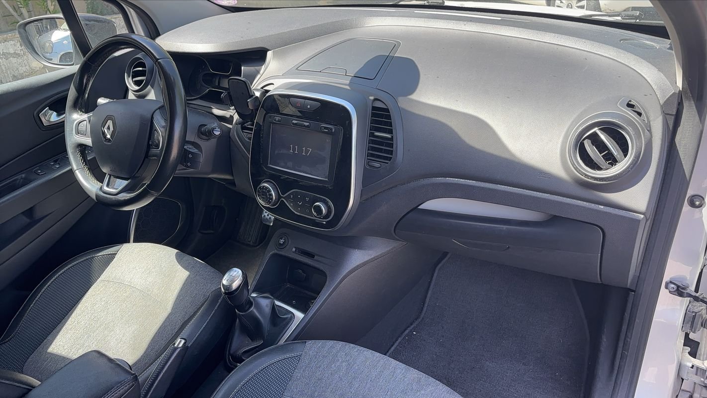 Renault Captur - Photo 10
