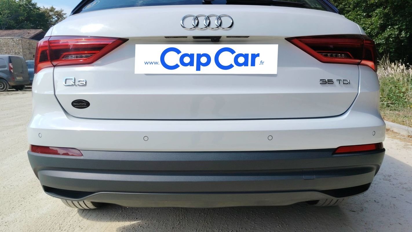 Audi Q3 - Photo 21
