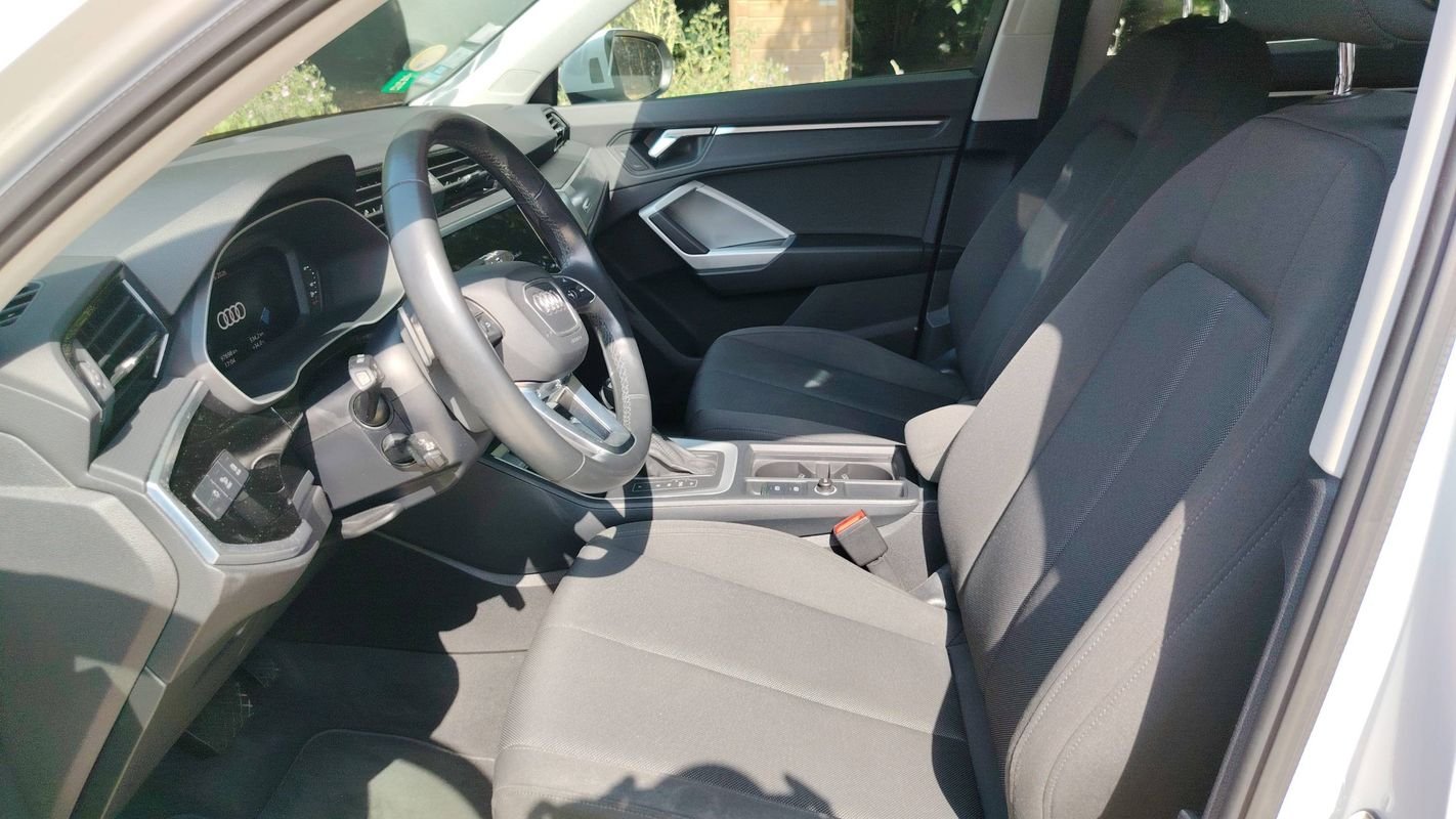 Audi Q3 - Photo 29