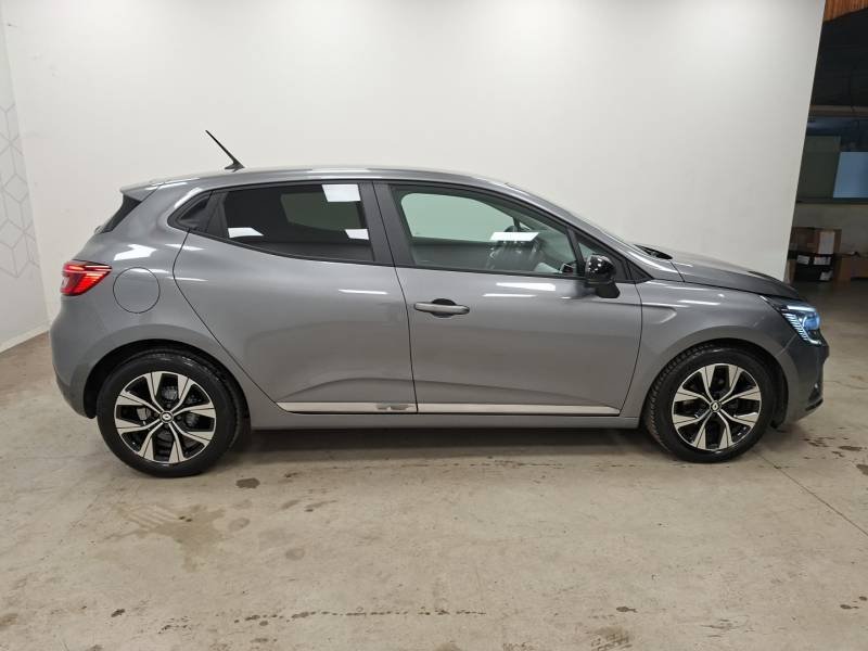 Renault Clio - Photo 11