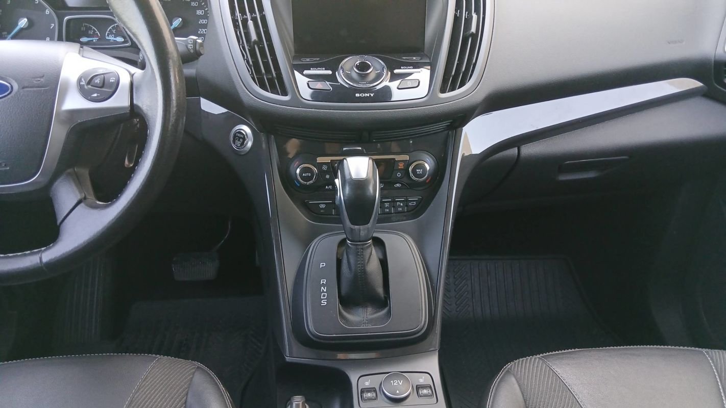 Ford Kuga - Photo 13