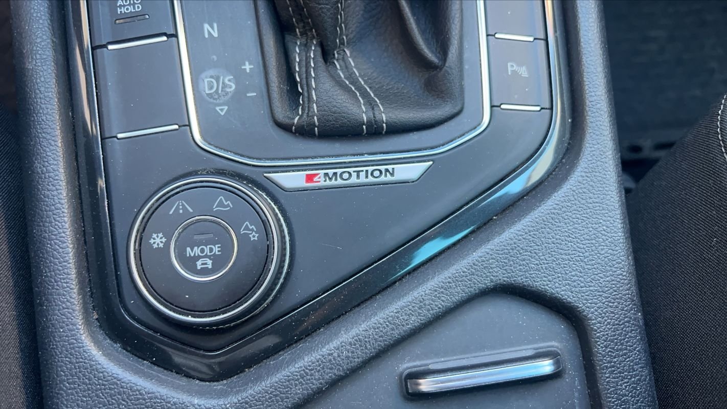 Volkswagen Tiguan - Photo 24