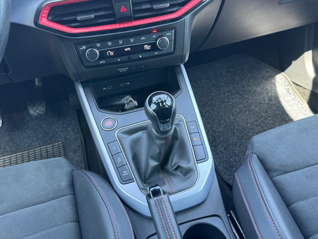 Seat Arona - Photo 11