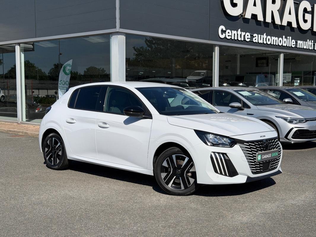 Peugeot 208 - Photo 1