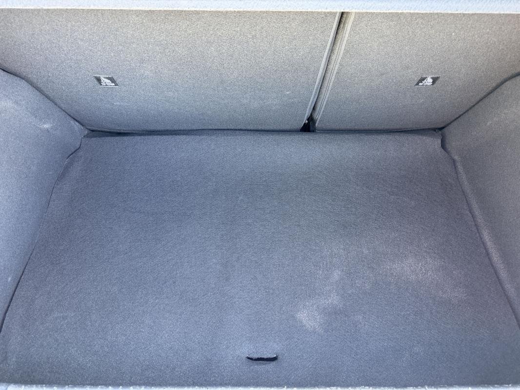 Peugeot 208 - Photo 26