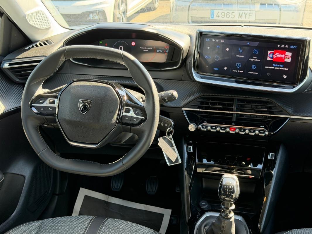 Peugeot 208 - Photo 5
