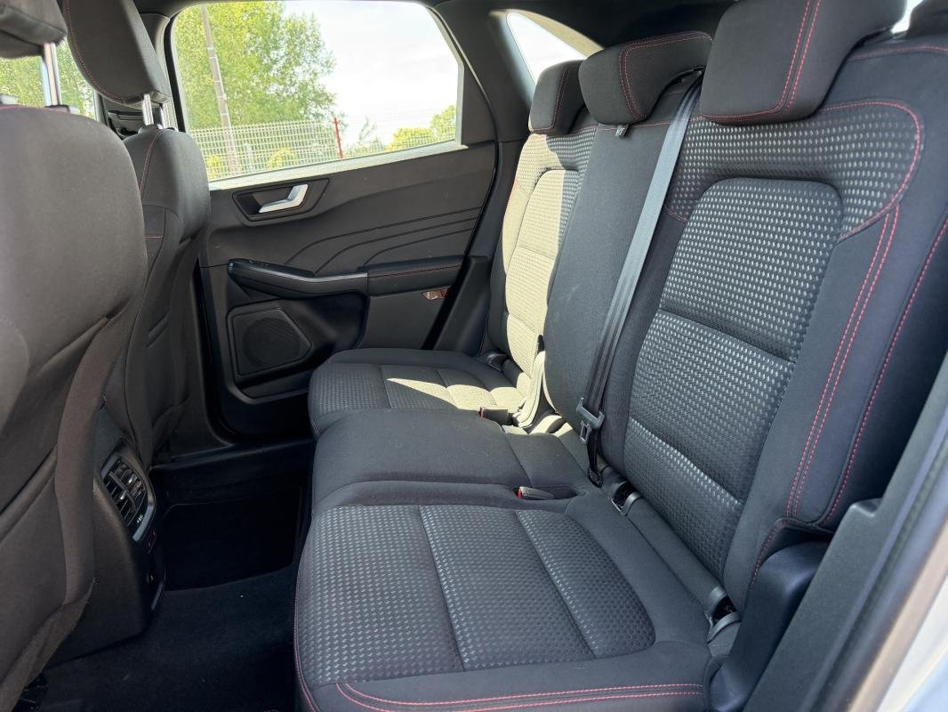 Ford Kuga - Photo 6