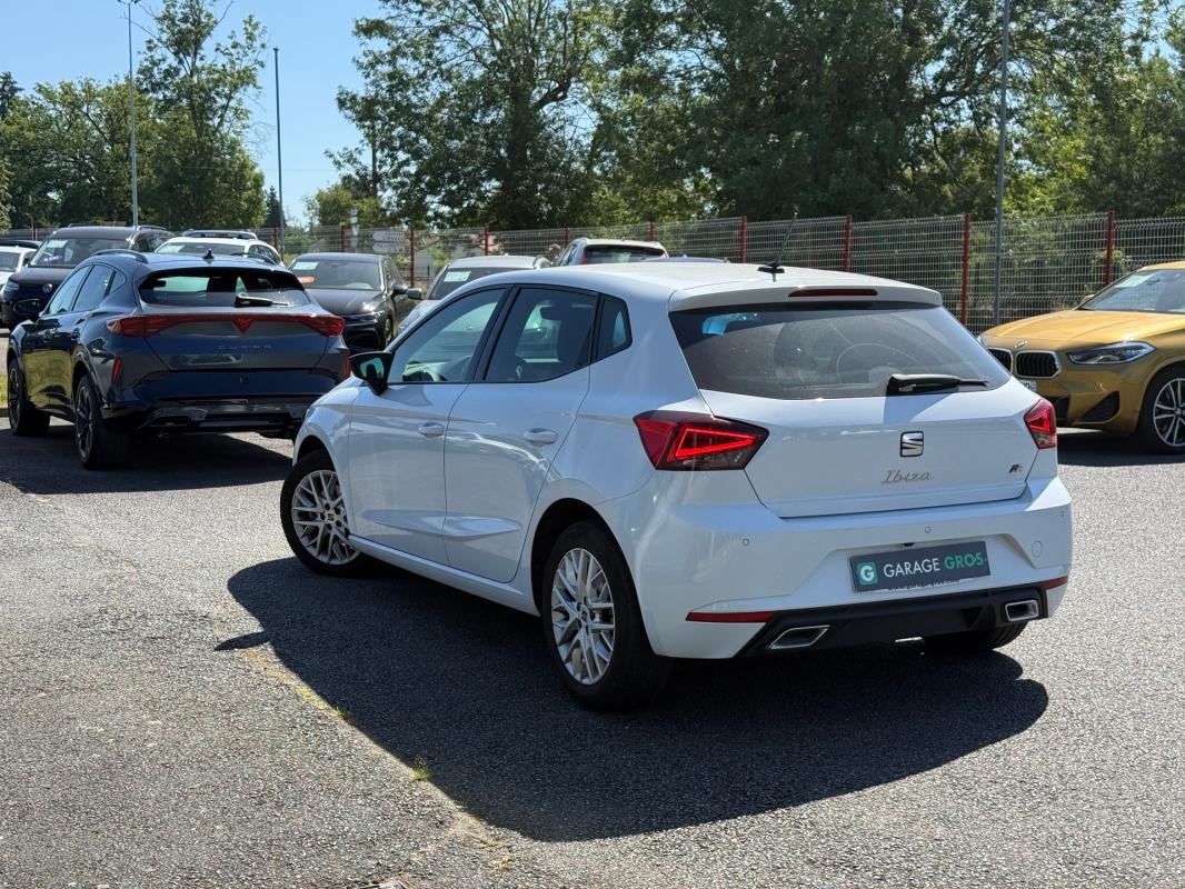 Seat Ibiza - Photo 2