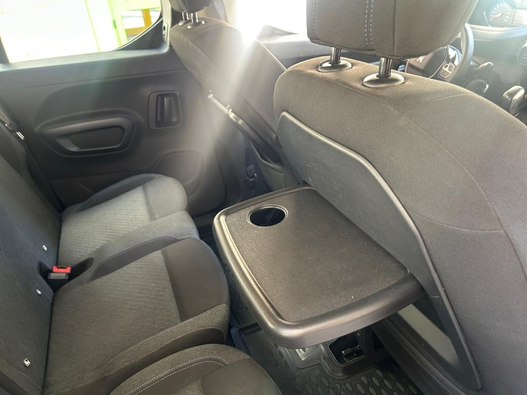 Peugeot Rifter - Photo 19