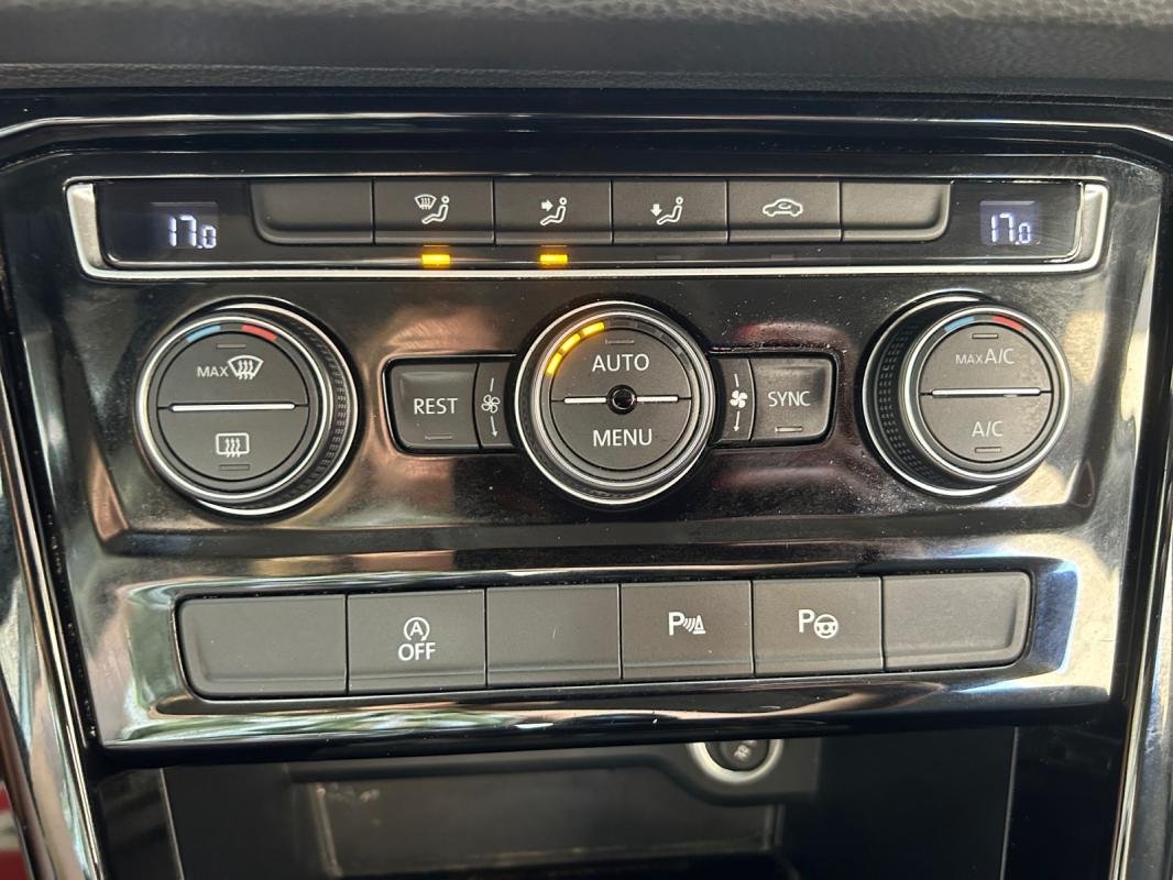 Volkswagen Touran - Photo 13