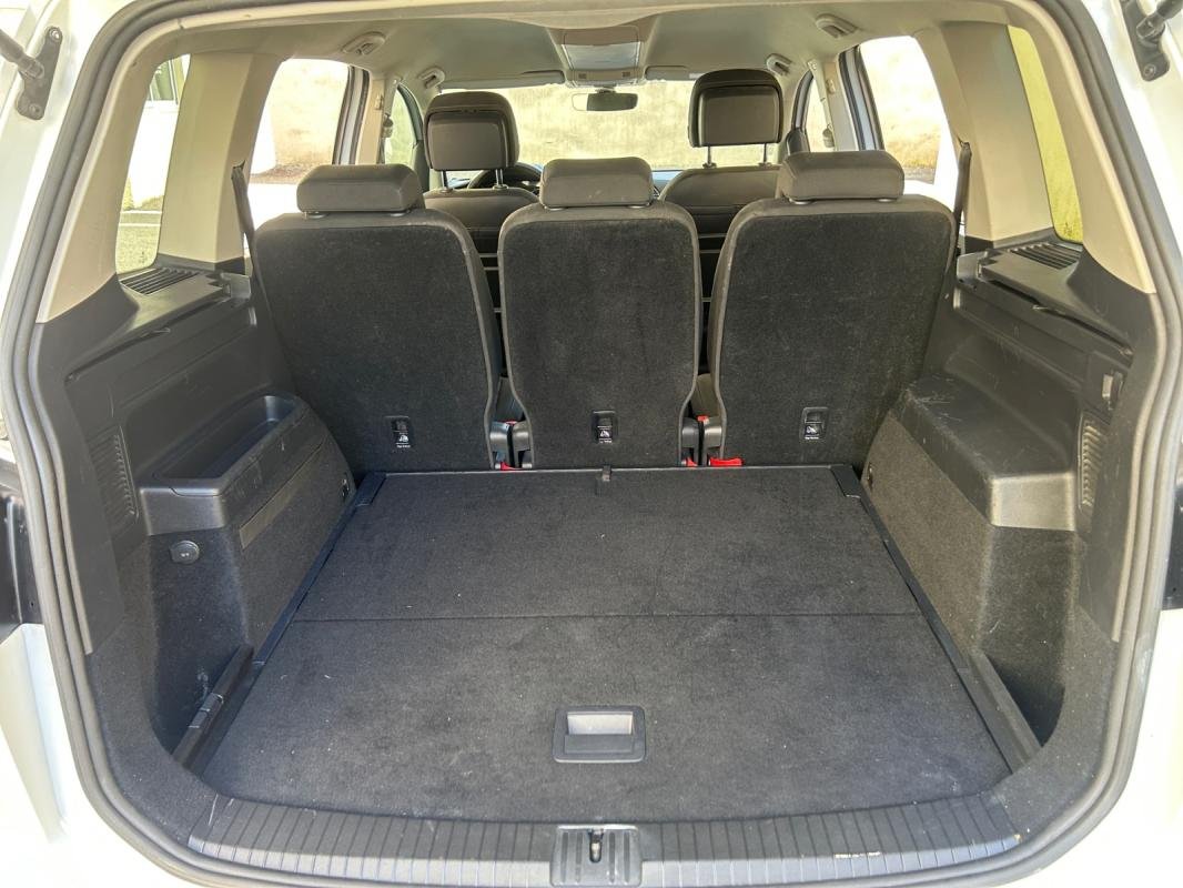 Volkswagen Touran - Photo 15