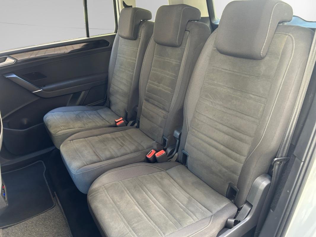 Volkswagen Touran - Photo 17