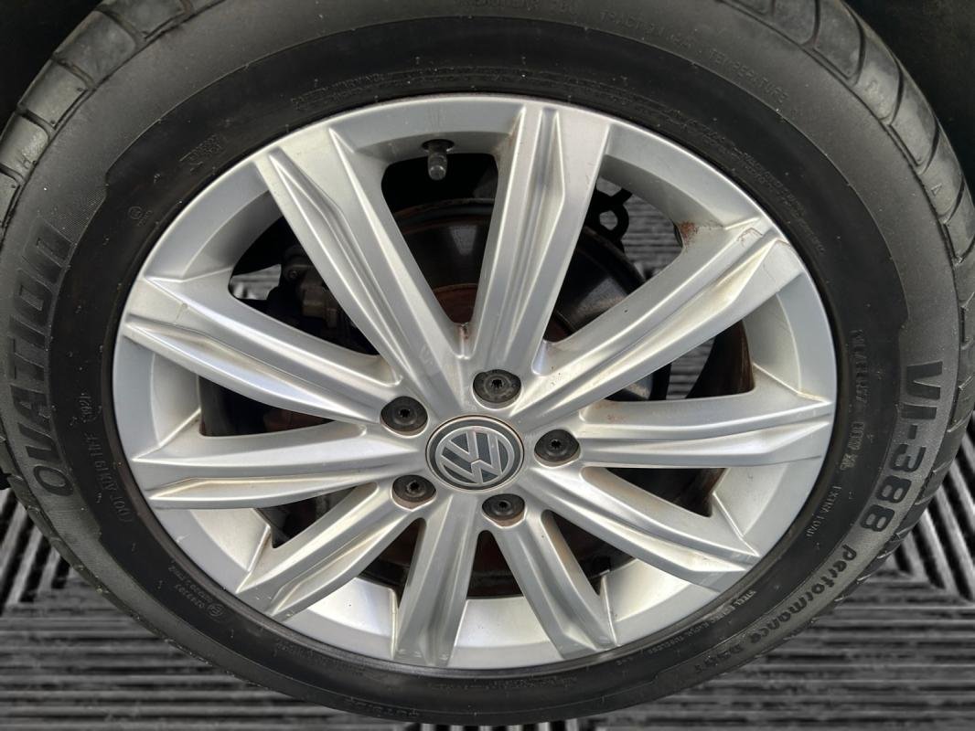 Volkswagen Touran - Photo 21